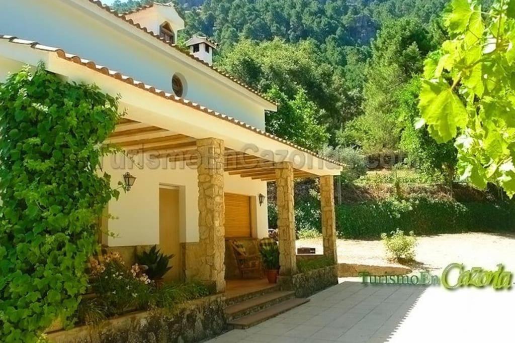 Casa Canada Del Puerto Cazorla Exterior photo